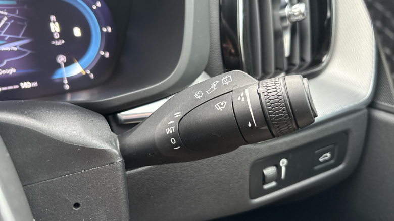 Volvo Xc60 2.0 B4D R DESIGN 5dr AWD Geartronic Diesel Estate